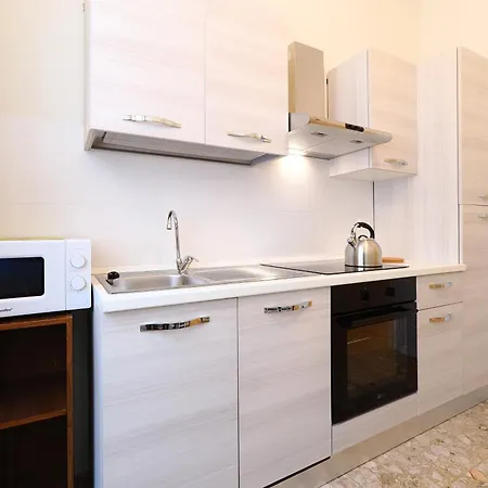 Primopiano - Plinio Apartment